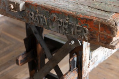 steel-frame-of-sideboard