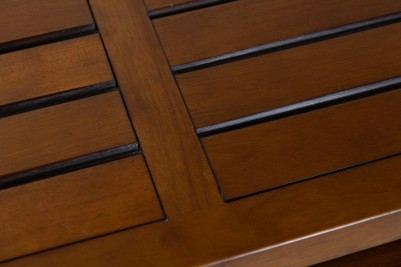 slatted-table-top