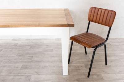 country-farmhouse-table-with-chair