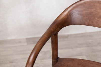 alder-dining-chair-walnut-close-up