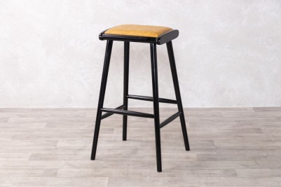 chameleon-bar-stool-yellow