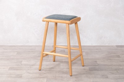 chameleon-counter-stool-blue