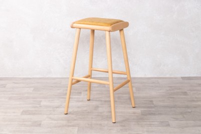 chameleon-bar-stool-yellow