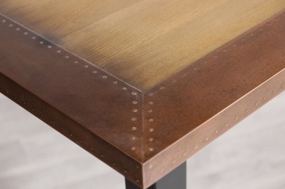 copper-corner-of-table