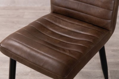 genesis-chair-hickory-brown-close-up
