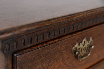 wooden-drawer-detail