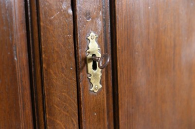 george-iii-livery-cupboard-close-up