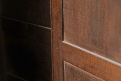 george-iii-livery-cupboard-close-up