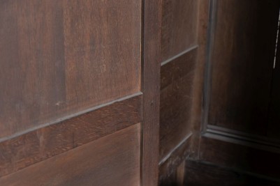 george-iii-livery-cupboard-close-up