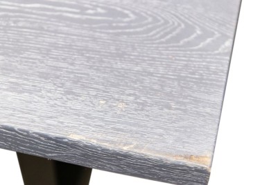 grey-limed-oak-top-live-edge-close-up