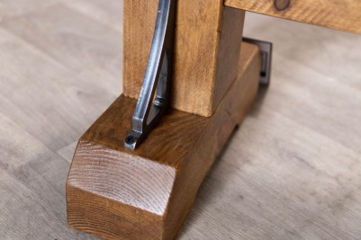 ironbridge-bespoke-dining-bench-hardware-detail