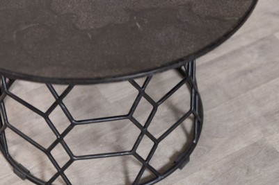 black-lattice-table