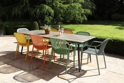 monza-outdoor-dining-table-with-california-chairs