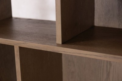 bookcase-close-up