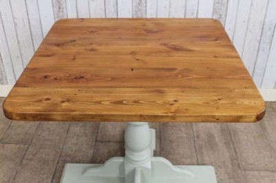 reclaimed pine cafe tables