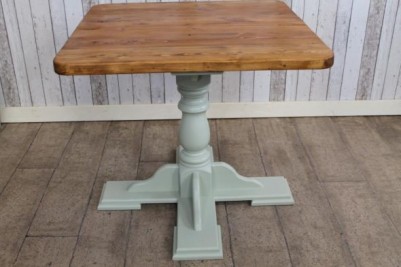 small pedestal cafe tables