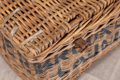 Vintage Brooklands Picnic Basket