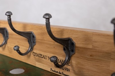 solid-oak-coat-hooks-close-up