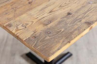 pine-top-table-x-base-close-up