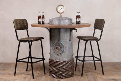 pressure-gauge-table-smaller-gauge-with-princeton-stools