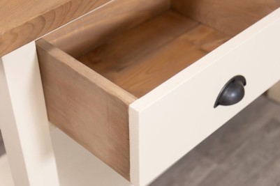 drawer-close-up