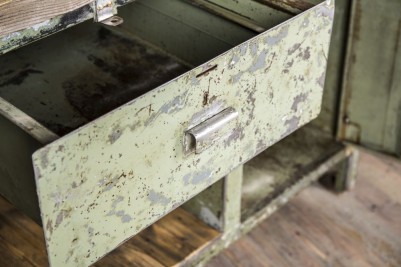 metal workbench