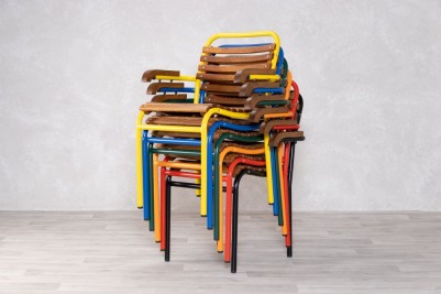 summer-chair-with-arms-stacked