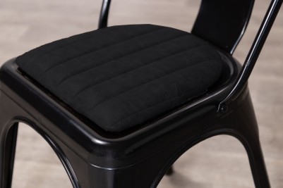 tolix-seat-pad-black-close-up