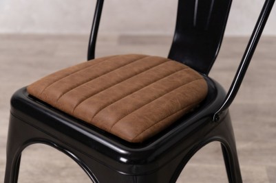 tolix-seat-pad-warm-tan-close-up