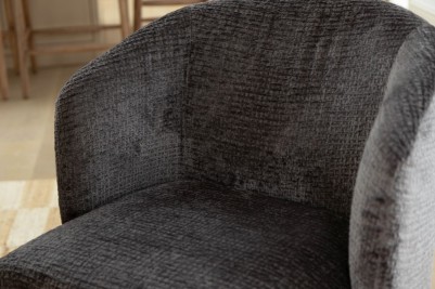 valentina-chair-greige-lifestyle-closeup