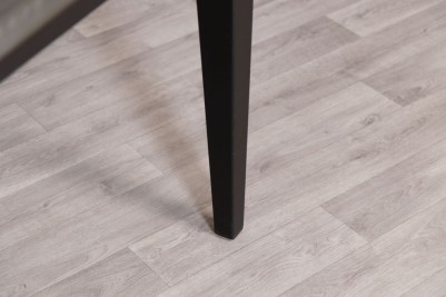 tapered-table-leg