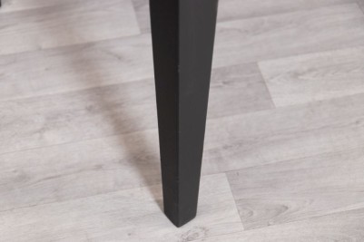 tapered-table-leg